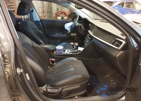 2019 Kia Optima S from USA, damaged, VIN 5XXGT4L35KG376844